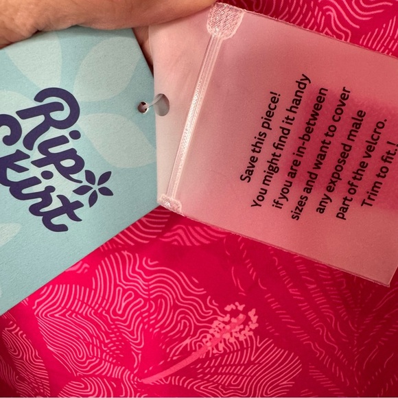 NWT Ripskirt Hawaii Pink Tropics Hibiscus Wrap Swim Cover Up Size XL - Picture 5 of 6